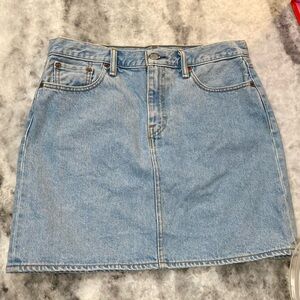 Levi Classic Denim Skirt
